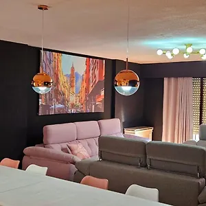 Apartment Centro Catedral Carrera 27, 1 Plaza De Aparcamiento Y Netflix Gratis, Jaen